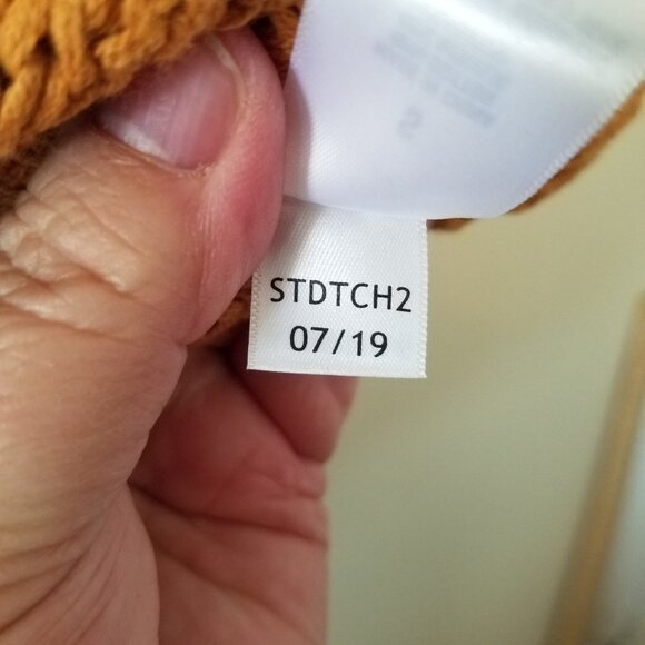 Aeropostale off the shoulder cold shoulder brown sweater cables size S - Picture 5 of 10